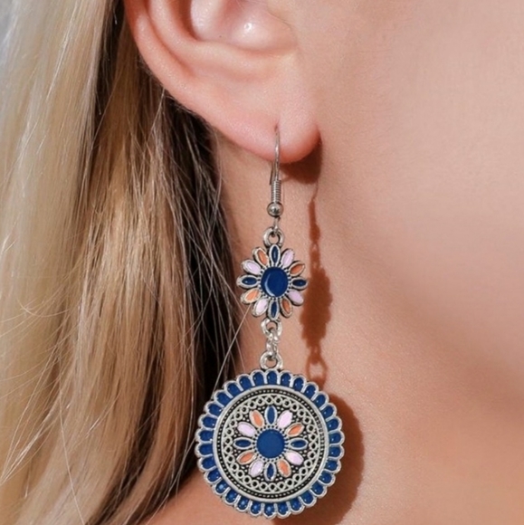 Jewelry - 🔴 SEE NEW LISTING